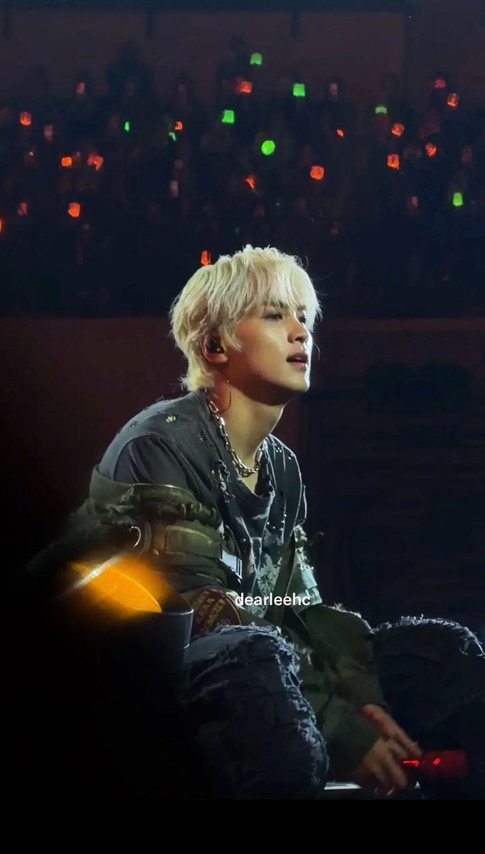 dearleehc's tweet photo. takut🫣🫣

#HAECHAN #NCT127 #THE_REDLINEinJakarta
#NCT127_5TH_NEOCITY_THE_REDLINE https://t.co/lgh6BBpAa7