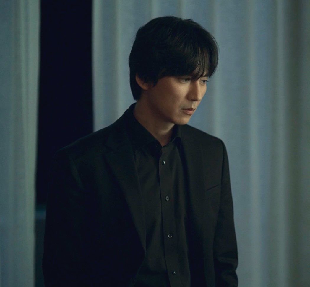 skwldyd's tweet photo. 얼굴 뭐임 사귀자는 거지 이거 https://t.co/F9IwlpUosS