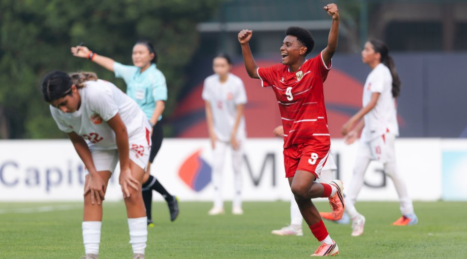 womensfootie_id's tweet photo. Brace dari Kesya Arabela membawa Indonesia menang 2-0 atas Bahrain pada partai pembuka Kualifikasi Piala Asia U17.

Selanjutnya Indonesia akan jumpa Arab Saudi pada Kamis sore (8/10) pukul 16:00 WIB. https://t.co/vMMAIRDYy6