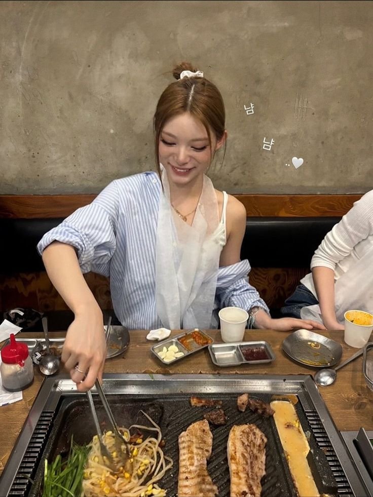 himeshai's tweet photo. i ♡ samgyeop *yummm><*!! https://t.co/uh3Bi6T1VC
