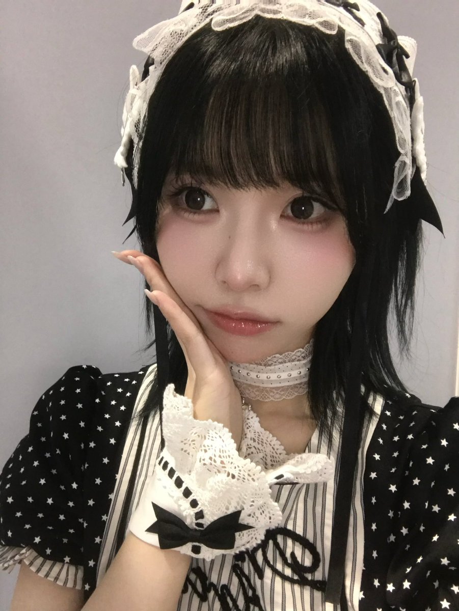 Liyu0109's tweet photo. 今日🖤🤍🖤🤍🖤

広州でのイベントありがとう🫶🏻 https://t.co/A3T9zwDbTO