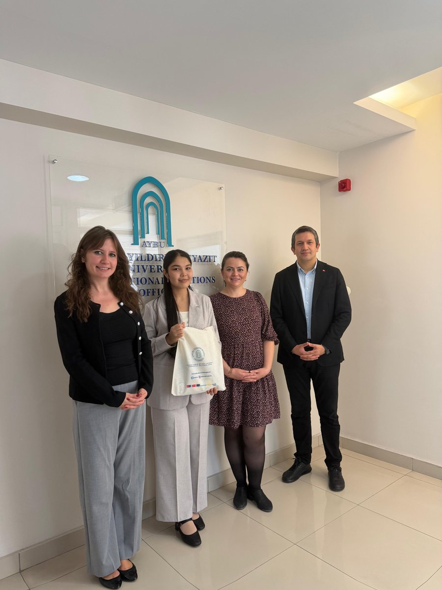 aybuint's tweet photo. 🌍TIES Değişim Programı kapsamında Özbekistan’dan üniversitemize gelen Dilfuza ABLAKULOVA’yı ağırlıyoruz!  

Welcome to AYBU, Dilfuza! 🇺🇿🇹🇷 https://t.co/N0rveE16xz