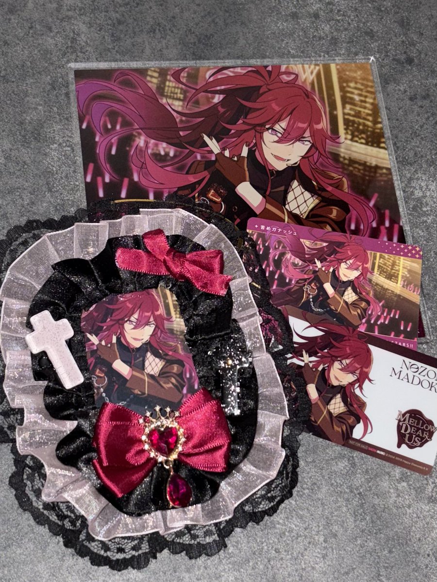 maanozochan's tweet photo. とりあえず自作してみようの巻🎀
トレカケースいつかリベンジだな〜❤️‍🔥ᖛ ̫ ᖛ ) https://t.co/1wuaMszI4K