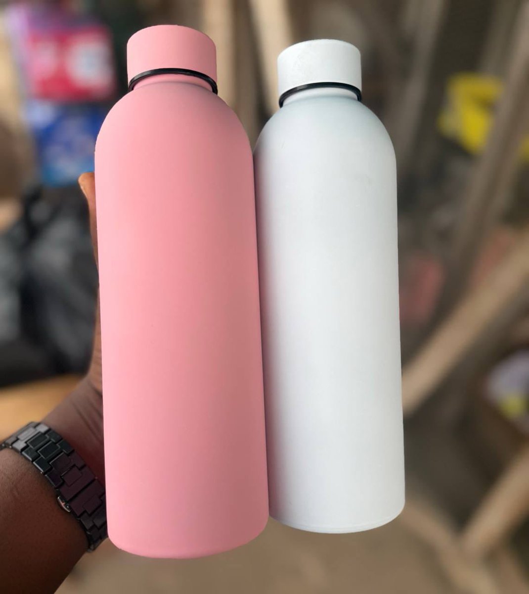 FatimaAkanbi's tweet photo. 500ml matte insulated bottle
7,950/1
6k/MOQ 30 pcs 

Shop 22, new complex beside CBN, opposite Civil Defence office, Offa road, Ilorin. We deliver nationwide. #kitchentoolsng https://t.co/sV0elRKVZv