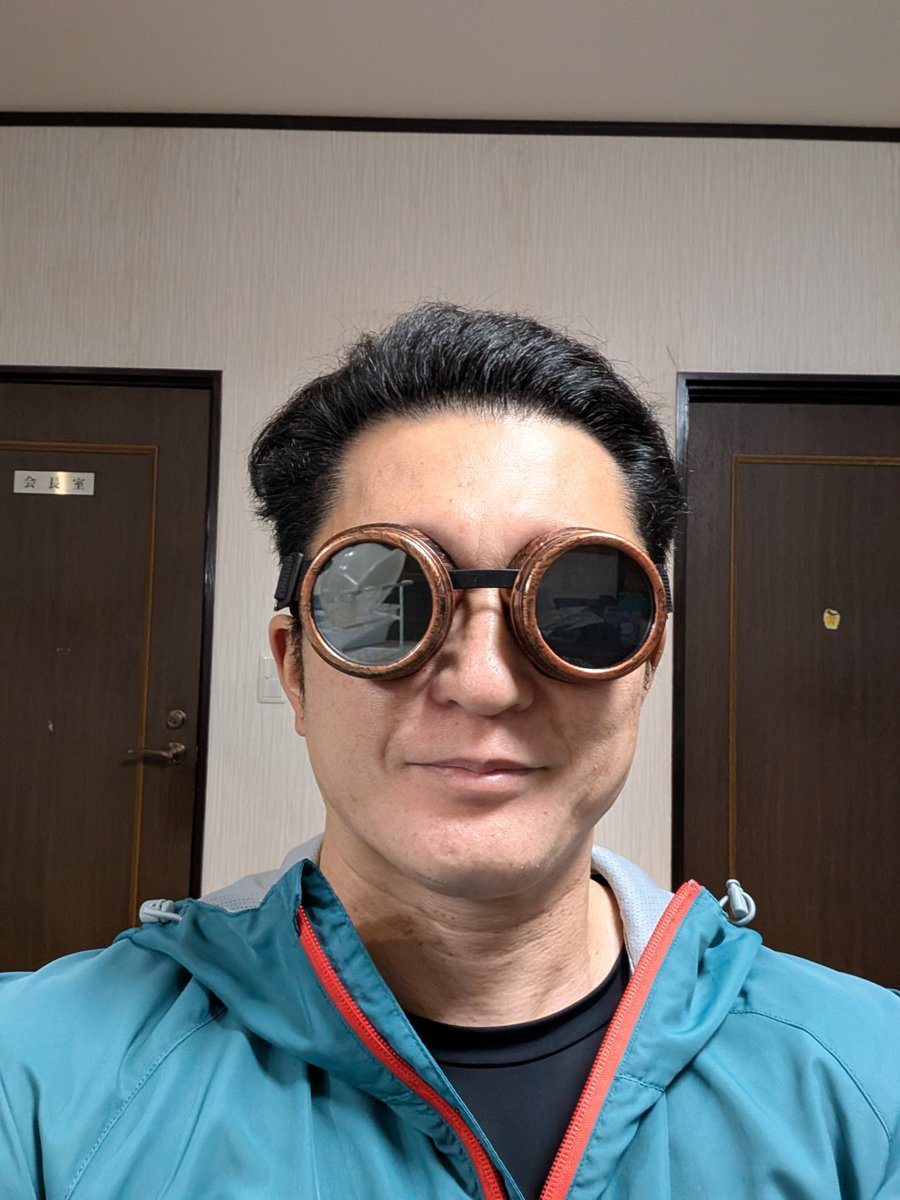 dark_kochang's tweet photo. オレは買ったが？ https://t.co/BJbQY85iGM
