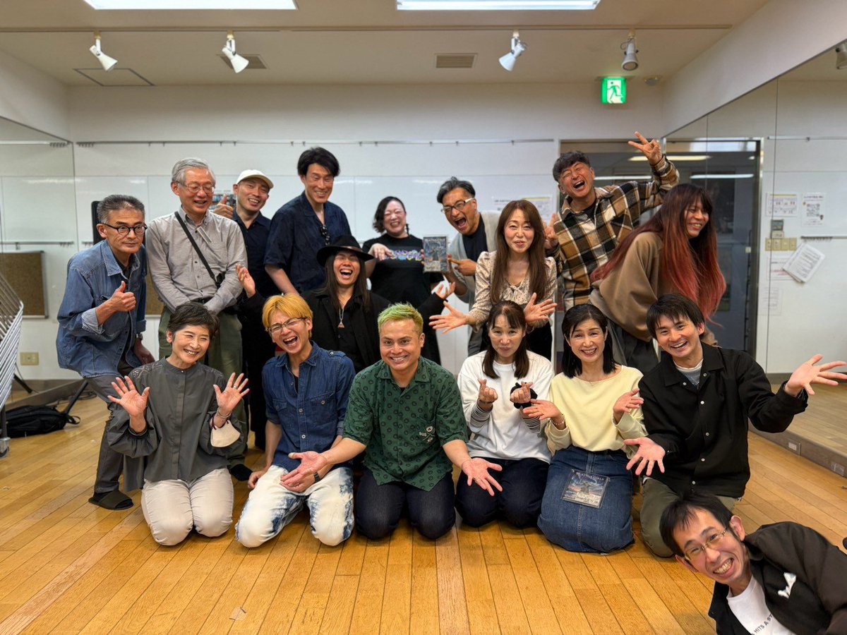 Yamaguchi_K0917's tweet photo. 昨晩は 「PLATINA GIRLS」メンバーでの反省会＆打ち上げでした😊⁡
⁡⁡
⁡初めての舞台が劇団イヴァノヴィッチで私はとても幸せでした。⁡⁡⁡
⁡⁡
皆様には感謝の気持ちしかございません🙇🏻‍♀️

⁡またどこかで会えることを信じて。
⁡⁡
⁡ #劇団イヴァノヴィッチ ⁡
⁡ #PLATINAGIRLS⁡ https://t.co/8sJwpTkJEC