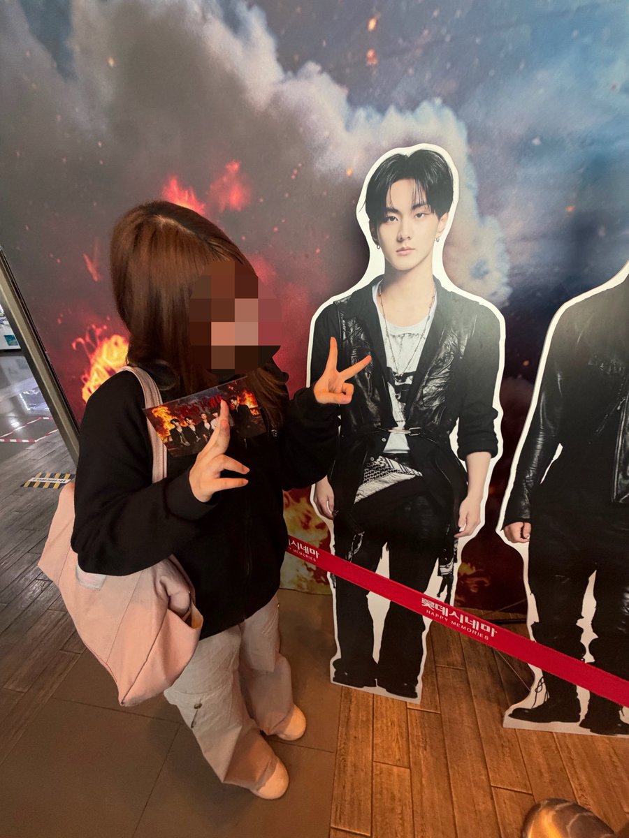 chuwooo6's tweet photo. 개야르코스
엔하이픈 vr 보고 쭈꾸미 먹기 https://t.co/54Vkt4tWfi