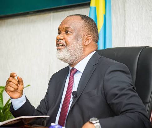 ClmentMuya2's tweet photo. 🚨 URGENT !
Après le Burundi 🇧🇮, la Tanzanie 🇹🇿 interdit à toute personne ayant transitée ou séjournée dans les zones occupées par les Rwandais, d'entrer sur son territoire. https://t.co/ghrDOce2wY