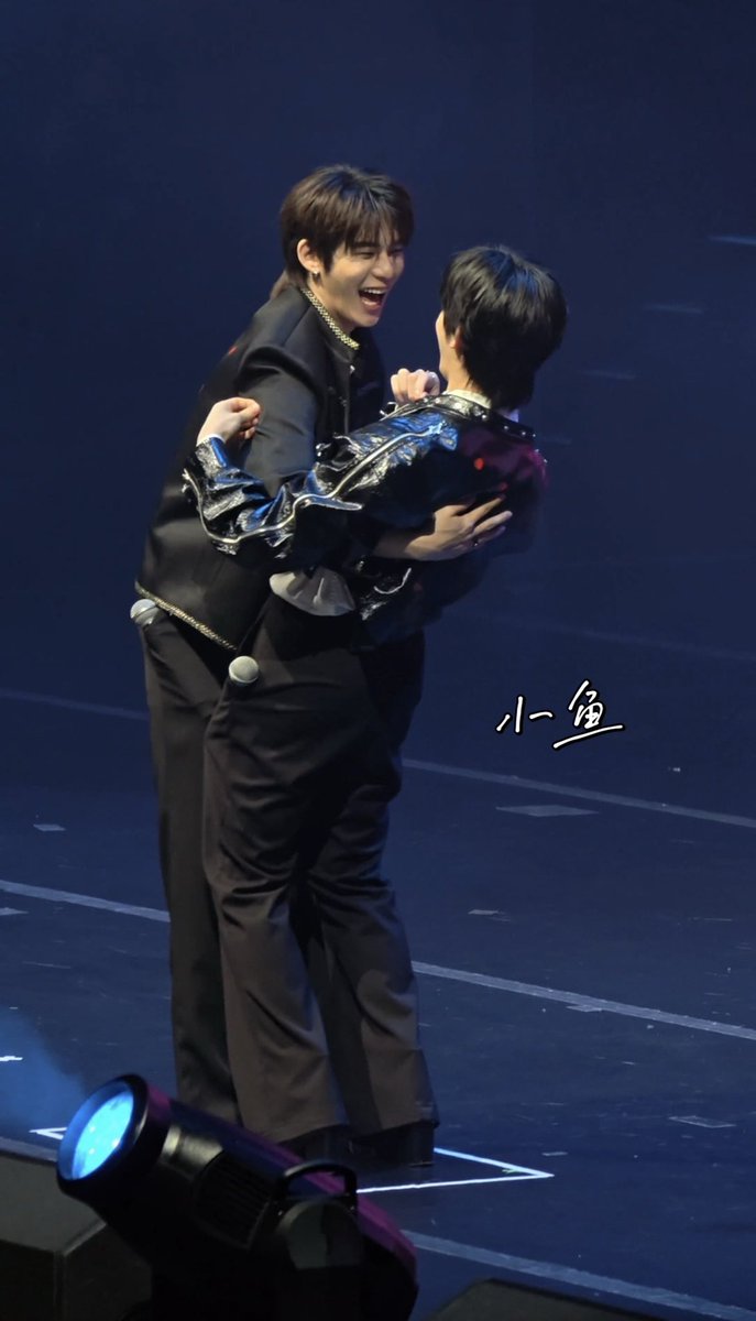 daixxin's tweet photo. They are happy😆😆

#TTPfmMacau2026
#teeteepor
 #twnpich #Porsuppakarn https://t.co/3AuHXzRWNh