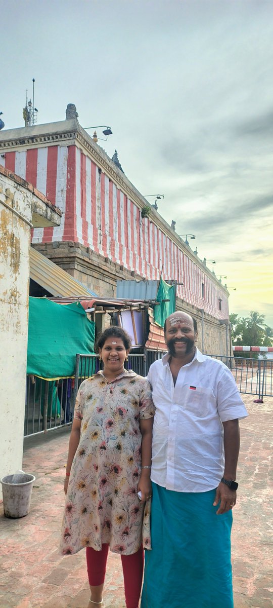 ELRraja's tweet photo. தஞ்சாவூர் மாவட்டத்தில், கும்பகோணம் வட்டம்
சுவாமிமலை என்பது முருகப் பெருமானின் அறுபடை வீடுகளில் நான்காம் படைவீடாகத் திகழும் புகழ்பெற்ற திருத்தலமாகும்.
@arivalayam https://t.co/uqfoLQ18J7