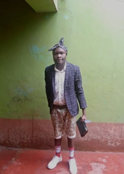 vxoid254's tweet photo. Kenyan conman          South African conman https://t.co/YziCfPabDr