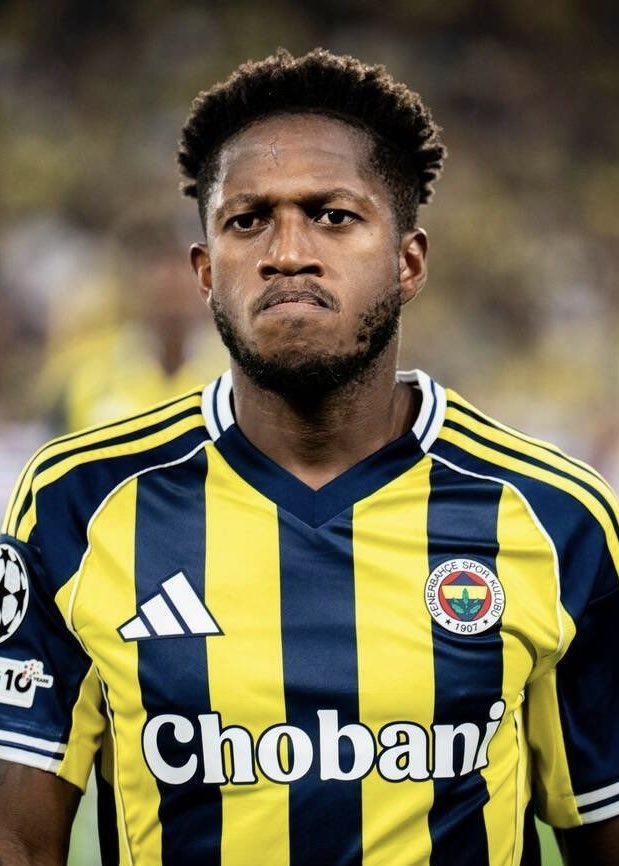 PolymarketSport's tweet photo. 🚨Fred on Jhon Duran:

 "Jhon Duran really didn't care about anything. I'd tell him, 'Come on, let's train, let's run around a bit.' He'd reply, 'Bro, I'm already rich. I don't need to run.'” https://t.co/3YE3tllore