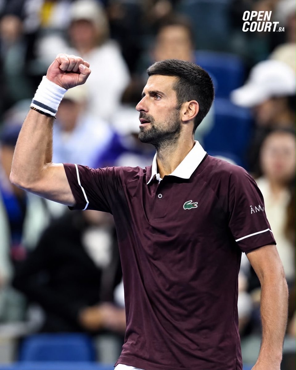 OpenCourtBA's tweet photo. Djokovic se adelanta: se quedó con el primer set por 7-5 ante Medvedev. https://t.co/nXTsrX6O9J