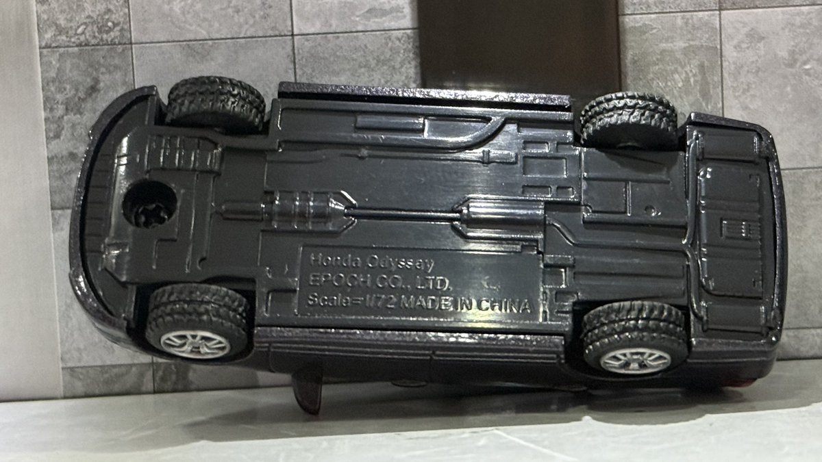 oqjgmgmpdpmpy's tweet photo. その低く構えたスタイルがウケにウケた
カプセルエムテックのRBホンダオデッセイ
カプセルの名の通りガチャガチャで流通した物で当時の価格は200円
ダイキャストボディにゴムタイヤ+専用ホイールと今なら500円クラスでもおかしくない一台

#カプセルエムテック https://t.co/ruIHstY7kv
