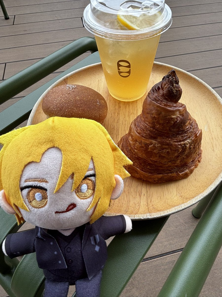 sakuRA___sen's tweet photo. スピ活しに横浜へ来ました😊 https://t.co/ztpo9zrYAM