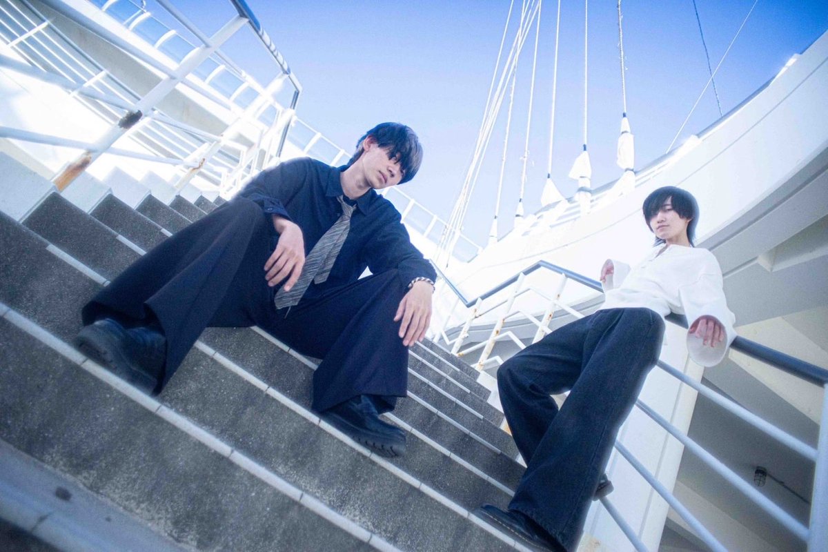 silent0bject's tweet photo. アーティスト写真公開。

Photo by @saki_xia_ https://t.co/fPBzF8ImEc