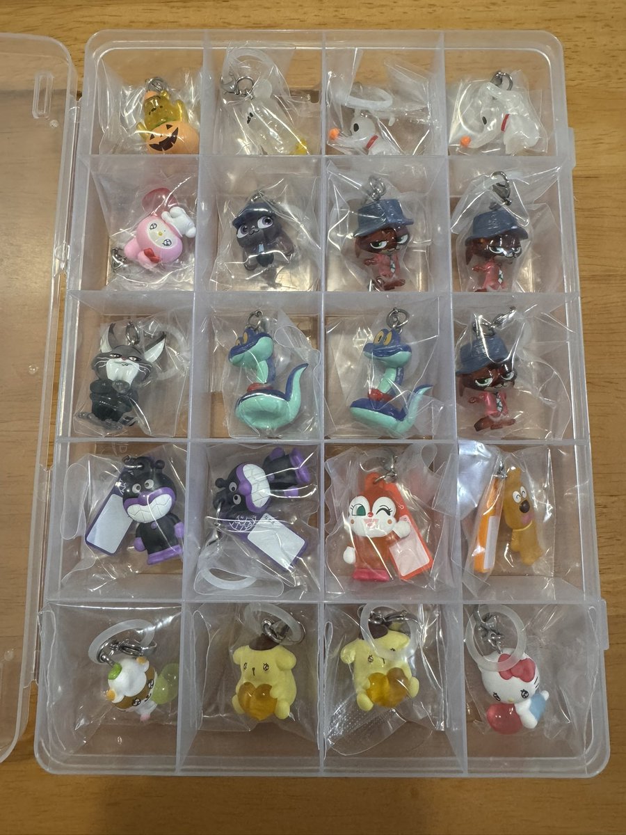 btry_2g_7's tweet photo. 【交換】Accessories 🎀

譲⌇画像①②③
求⌇リプ欄 ♡優先

His Mini / クレヨンしんちゃん / ちいかわ / たべっ子どうぶつ / サンリオ / シュガーバニーズ / Disney / Stitch / Anpanman / 妖怪ウォッチ

レート考慮お願いします🙇🏻‍♀️
📮郵送優先
お気軽にお声掛けください🍀 https://t.co/WOvm5Lg2Rt
