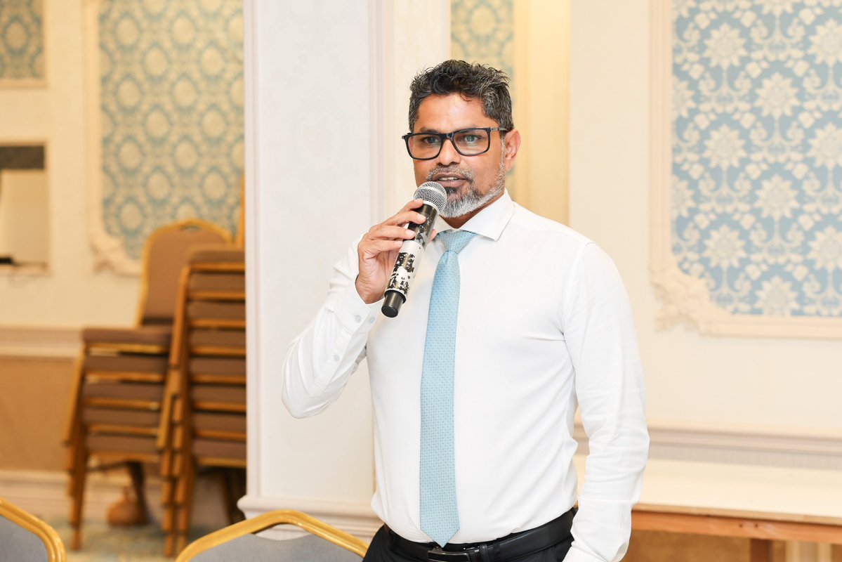 MoHmv's tweet photo. Minister @geelaali, together with Principal Secretary to the President for Tertiary Health Services @Tholal and senior officials, met with the CEOs of the five regional hospitals and doctors from @igmhmv to discuss healthcare services, priorities and key areas for strengthening regional health services.

@KRHmv 
@aeh_mv 
@urh_mv 
@drasmhospital 
@GRH_MV 
@MCGH_MV