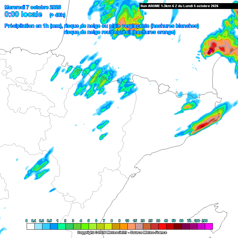 P4Estacions's tweet photo. ⛈️ Molts atents perquè entre el vespre de demà i la matinada de dimecres es podrien repetir els aiguats en punts del litoral i prelitoral.

#Projecte4Estacions https://t.co/jV8V3lNa9i