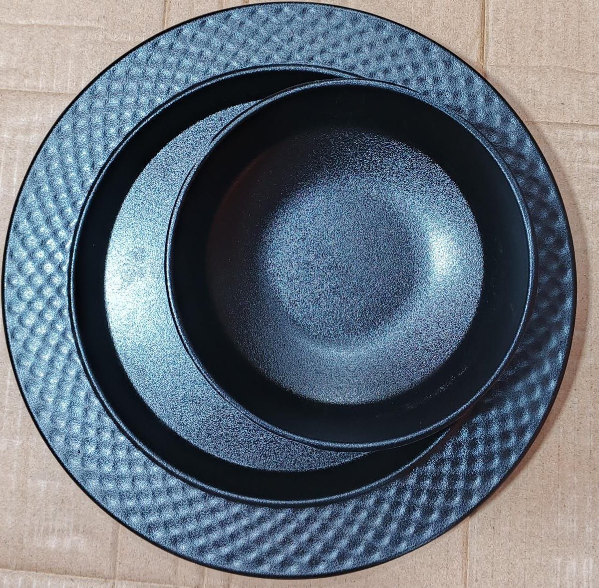 FatimaAkanbi's tweet photo. I don’t want ceramic plates. I need something that won’t break easily.”

No wahala. We have stylish, durable melamine plates and bowls for you.  #kitchentoolsng https://t.co/nyA9ot0s0I