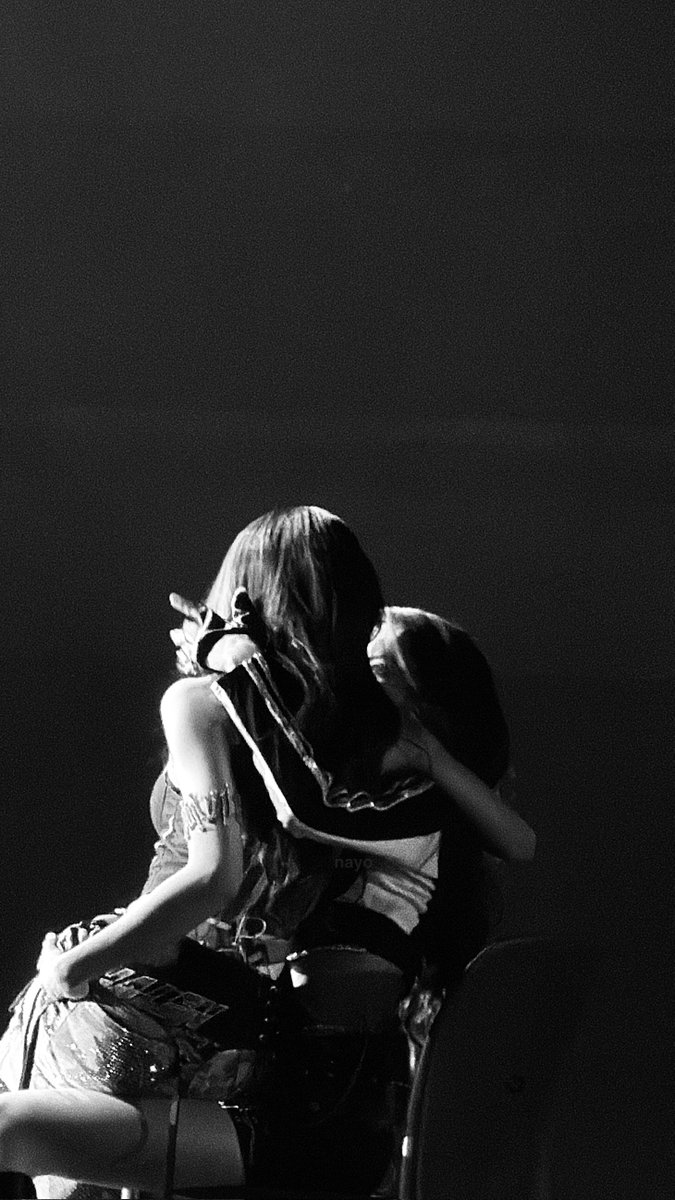 _uyjs's tweet photo. together is where we belong~🤍🩶🖤

#น้ำหนึ่งเนย #NamneungNoey https://t.co/xXpv5MpDic