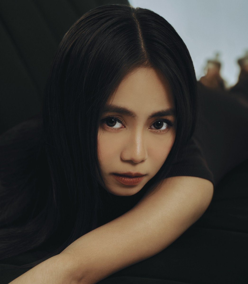 ashdrezluvs's tweet photo. PARA NIYA AKONG SINASABIHAN NG “ARE YOU LOST, BABY GIRL?” ACKKKKK! YES I DO ASHTINE OLVIGA! https://t.co/NrzV08XUKz