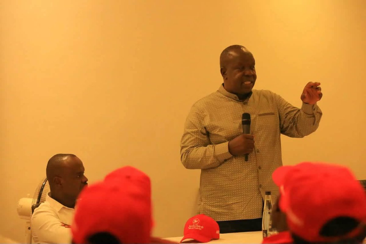 DiasporaMDA's tweet photo. Dr Fred Matiang'i has this afternoon met Jubilee aspirations from Mombasa County assuring them his commitment to strengthen the party ideals and Foster unity
#letmatiangifixkenya https://t.co/PfKVNO0fa9
