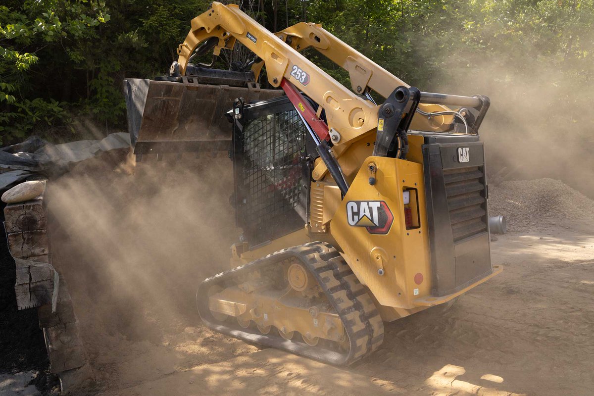 CompactEquip's tweet photo. Check out our article highlighting the newest compact track loaders from Cat, Bobcat and more. 

https://t.co/qL9a2jb8MF https://t.co/2g65qCSQpl