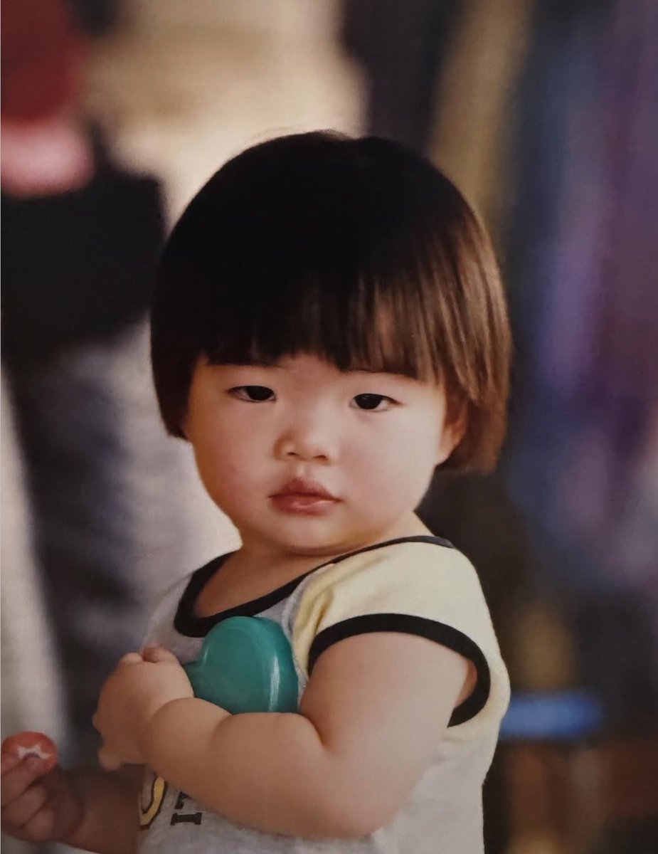 samayasamaying's tweet photo. เด้นยิ่งโตยิ่งคล้ายเจ้มีณ่ามาก ต้าวแฝด
🩷💙🫶

#CADEN https://t.co/S2zczM8fTA