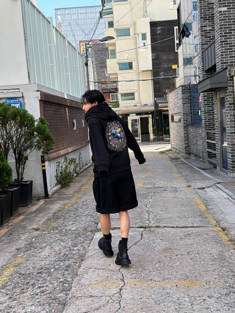 1024updates's tweet photo. [📷] 261005 | SEONGHWA

#ATEEZ #에이티즈 #SEONGHWA https://t.co/NW4lFSx6ua