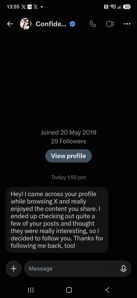 Scouseknight70's tweet photo. https://t.co/R1b7g0PoiT - Romance scammer. Straight in with Direct Message. https://t.co/b14oxEmQSK