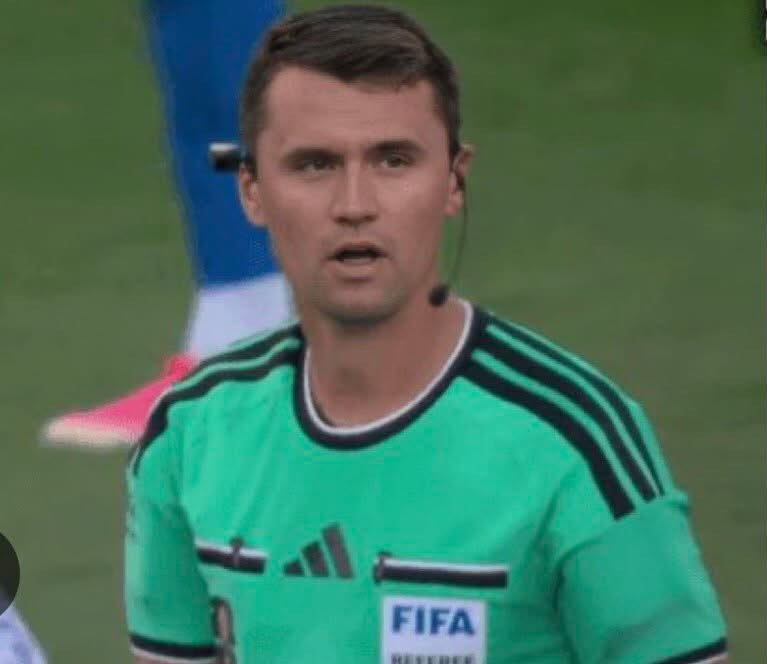 wunderkid_id's tweet photo. Jujur, ketika mendengar Wasit yang memimpin laga final FIFA ASEAN Cup 2026 berasal dari Uzbekistan. 

Gua mikirnya wasit yang memimpin itu adalah Ilgiz Tantashev. Karena kalau iya, laga tersebut bakalan jadi viral satu dunia dikarenakan...... https://t.co/rJl8RyXrpD