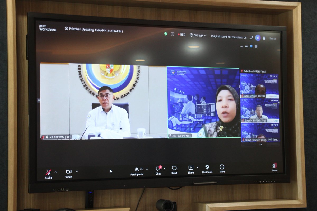 bppsdm_kp's tweet photo. @bbp3kp_tegal Sebanyak 32 calon penguji mengikuti pelatihan ini, terdiri dari 17 calon penguji ANKAPIN I dan 15 calon penguji ATKAPIN I. Mereka dipersiapkan untuk memastikan kompetensi AKP terus mengikuti perkembangan teknologi

#KKPGOID #SaktiWahyuTrenggono #SDMKP #SDMUnggul https://t.co/kUvUgRCOa2