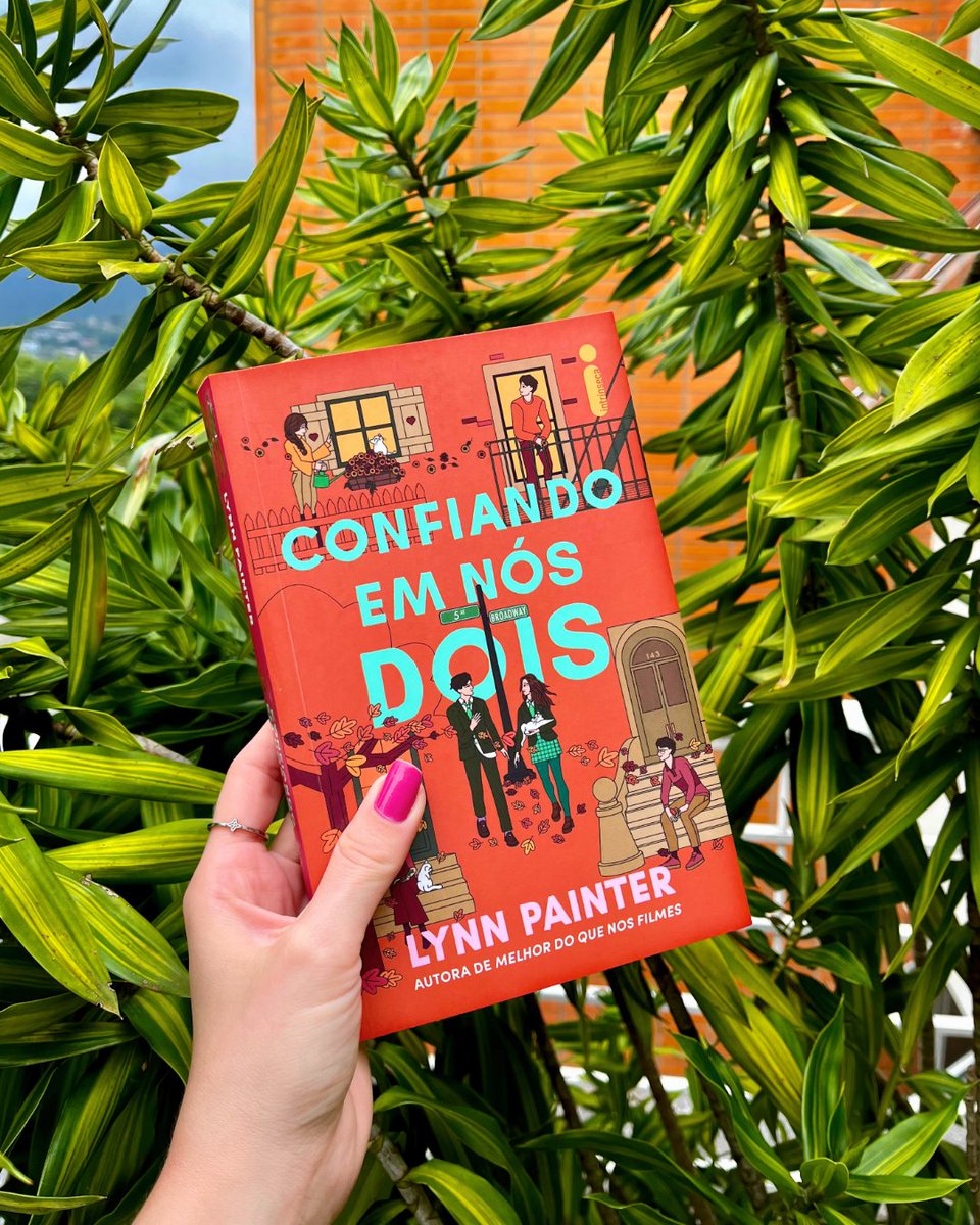 intrinseca's tweet photo. Lynn Painter colocando Jão na playlist de mais um livro dela 💓🇧🇷 https://t.co/6FcHBwLWd1