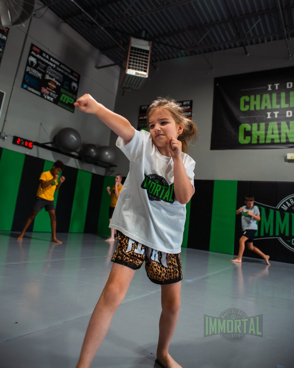 immortalohio's tweet photo. #fierce #kidsmuaythai #MuayThaiTraining #ImmortalMartialArtsCenter https://t.co/JNFtzfvgnD
