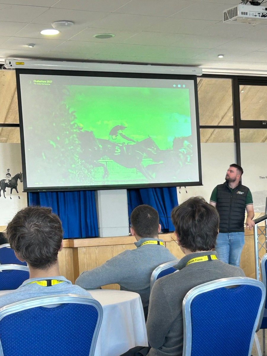 TDMS_Evesham's tweet photo. 🏇 Year 12 Business and Travel &amp; Tourism students enjoyed an inspiring visit to Cheltenham Racecourse, exploring behind-the-scenes areas and learning how the world's biggest horse racing festival is marketed and run. A fantastic real-world learning experience! #SixthForm https://t.co/WdxIXlmT94