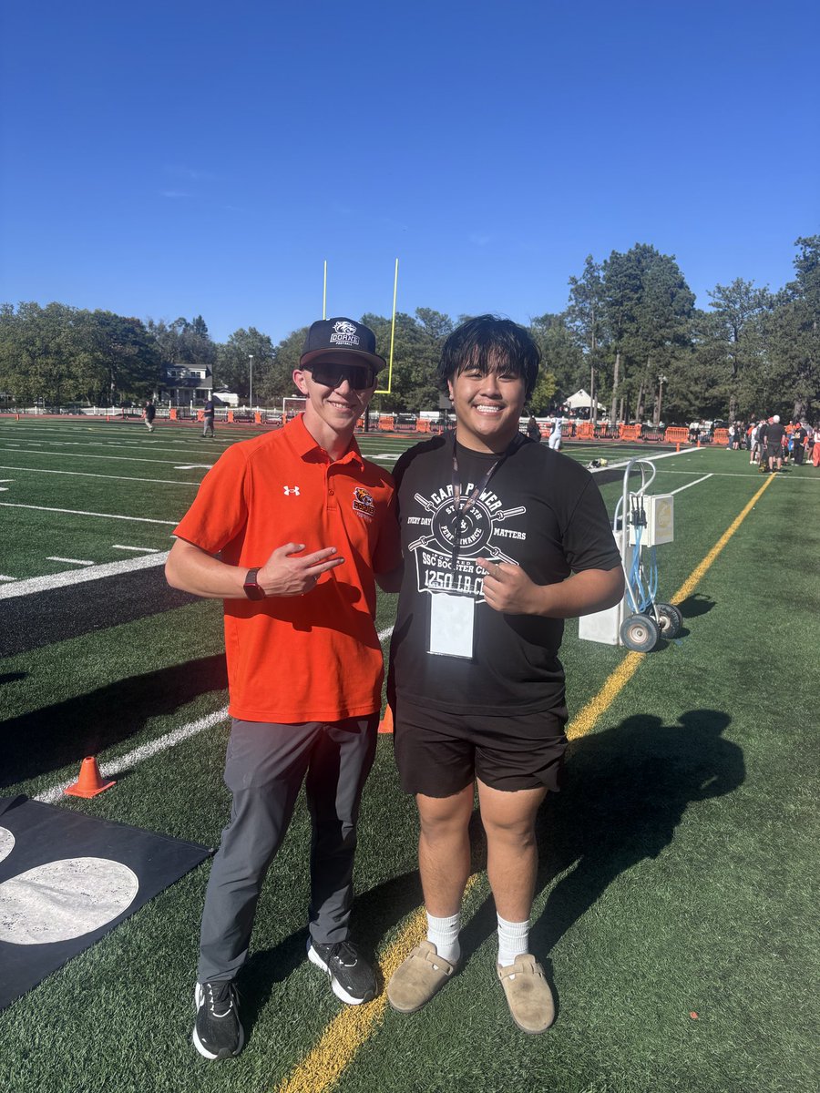 eLee33ssc's tweet photo. After a great game day visit and a talk with @CoachWaltersX I’m blessed to have received my first offer to @DoaneFootball!!! #AGTG @GrayPeterson1 @SSCHSFootball https://t.co/8GCEhdKg73