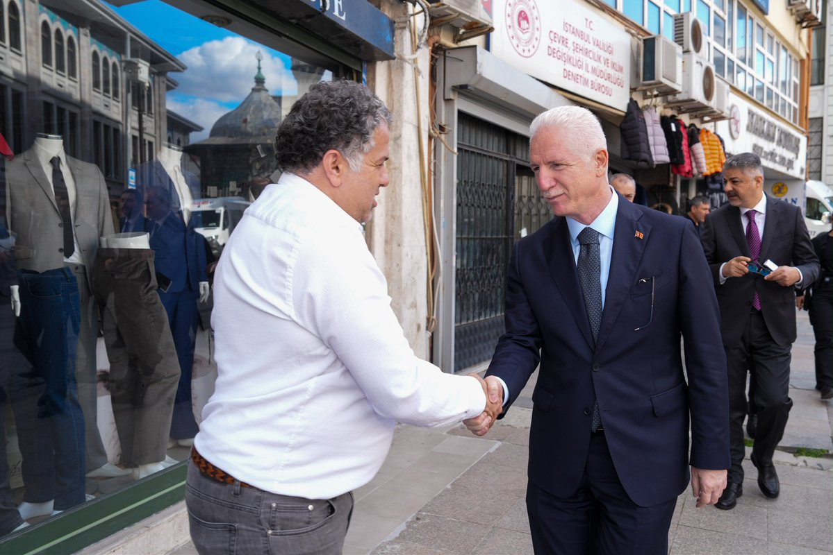 TC_istanbul's tweet photo. Valimiz Davut Gül, 7. Vakıf Han’da incelemelerde bulundu.

İncelemede Vali Gül, planlanan çalışmalara ilişkin Vakıflar 1. Bölge Müdürü Yavuz Güner’den bilgi aldı.

@gul_davut

📍Fatih https://t.co/hR4eOxy0Ij