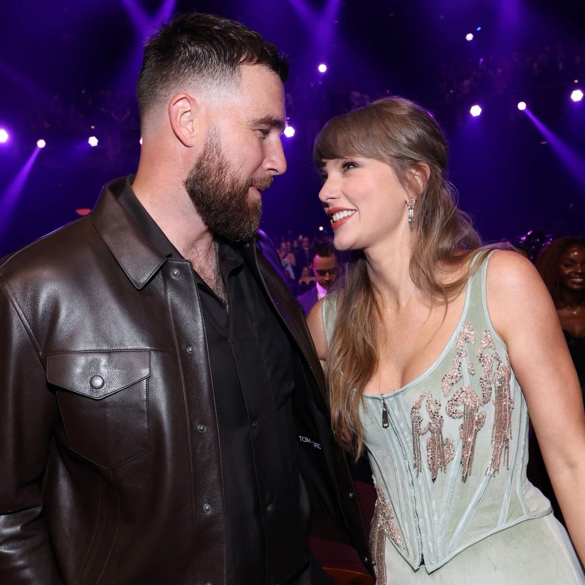 TheSwiftSociety's tweet photo. 🎂| Happy Birthday to Travis Kelce ✨

"My baby likes what he likes... so hate all you like... this is the love of my life.” — Taylor Swift https://t.co/IhAHFDxO7p
