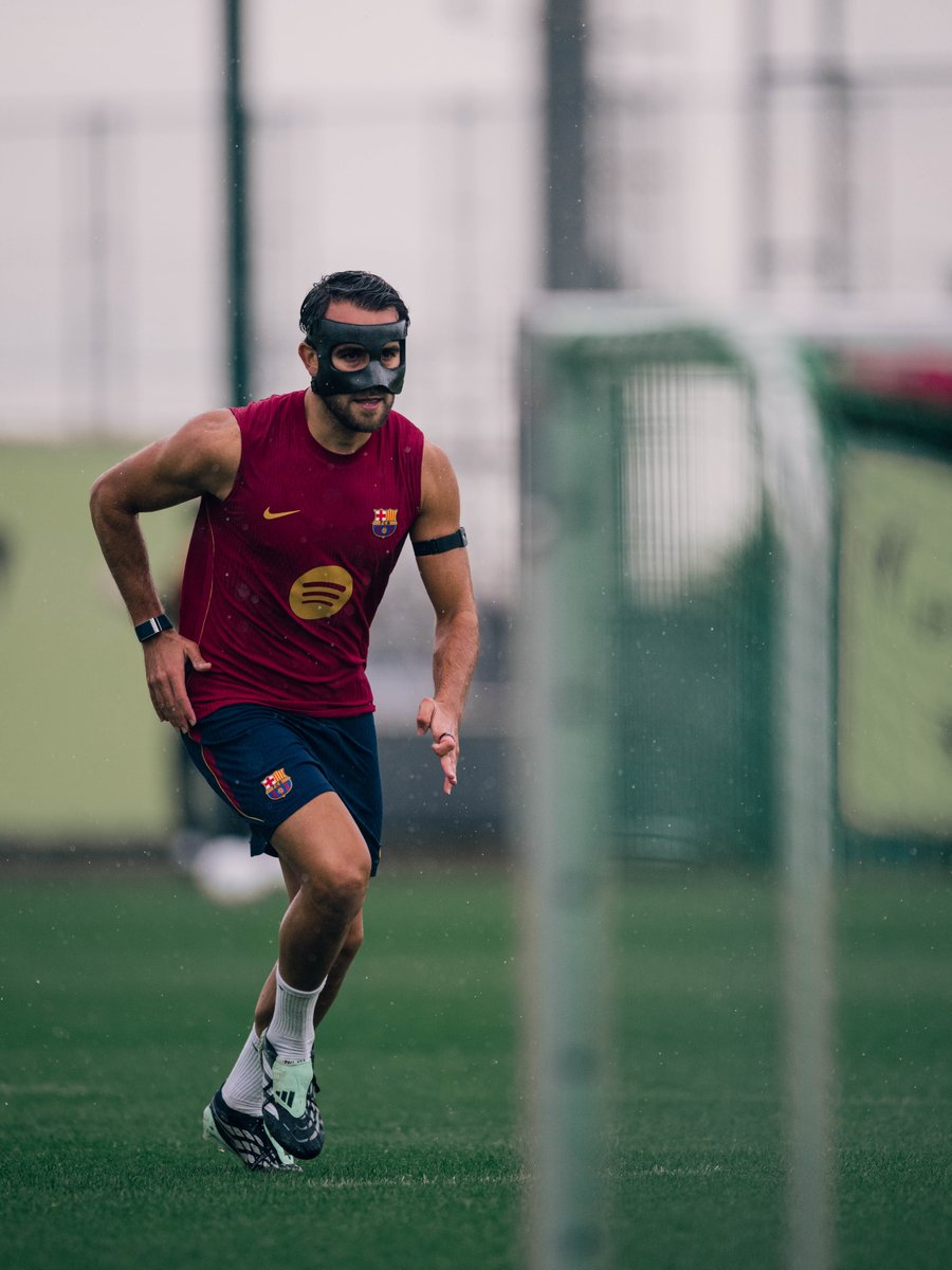FCBarcelona's tweet photo. Laser-focused. https://t.co/Dkq0WLzKYx