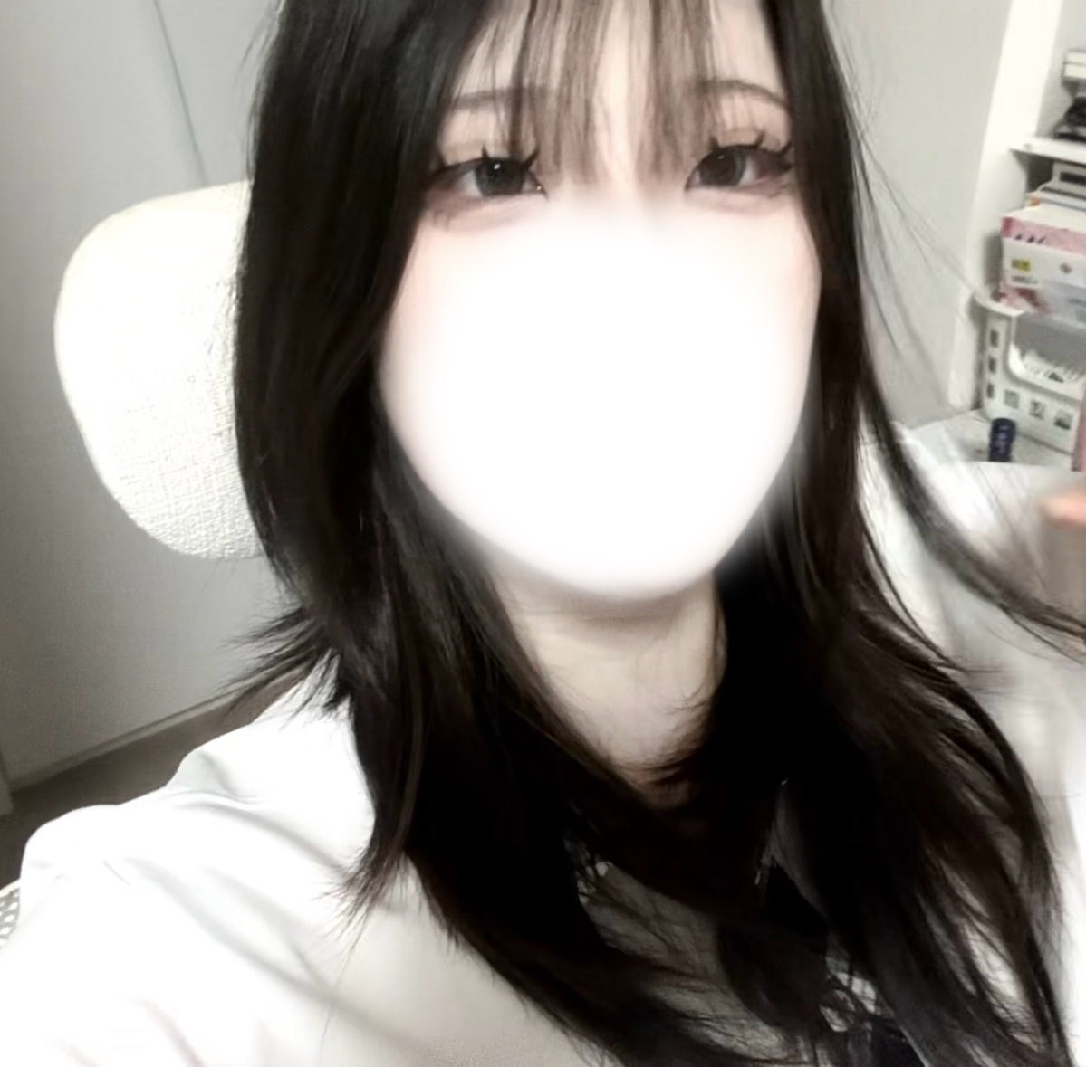 s9nva's tweet photo. 내소녀들힘내내일두… https://t.co/wpundeKuhQ