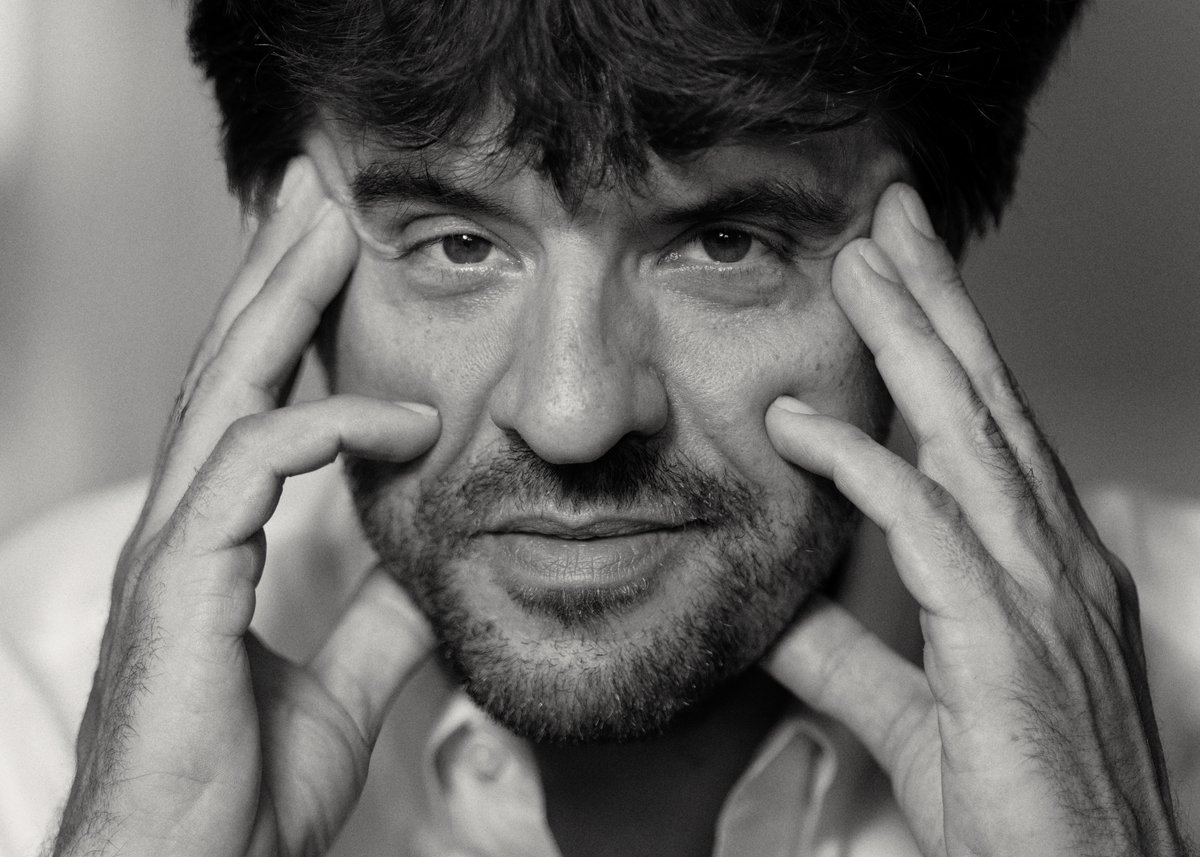 chrismichel's tweet photo. .@KarlDeisseroth listens to patients living with severe depression and asks what in the brain could account for their suffering.

His work in optogenetics gave scientists a way to control nerve cells with light, opening new possibilities for understanding the minds he treats.

A remarkable writer and a devoted physician. Today, a @NobelPrize laureate.

Congratulations, Karl.

Photographed for New Heroes. Portrait and story: https://t.co/MJLfLFRiQZ

@theNASEM @StanfordMed @Stanford @theNASciences