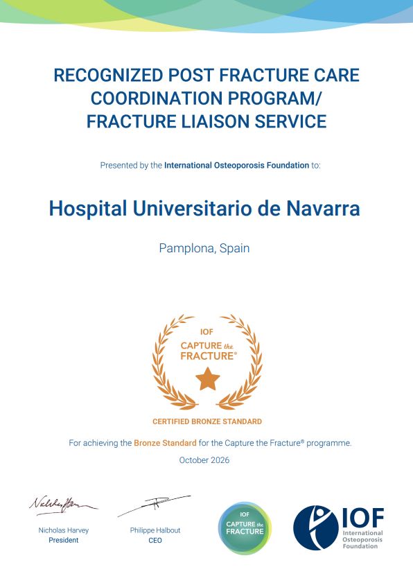 abelcedeno_'s tweet photo. Hoy en #Difundiendo_con_hueso🦴, un paso importante para nuestra #FLS:

🥉 Bronze Standard de #CaptureTheFracture de @iofbonehealth

Reconocimiento internacional y punto de partida para seguir mejorando💪 .

🎯 A por el siguiente nivel. 

+Info: https://t.co/vTtK7eZvum https://t.co/3GyXjWJXh2