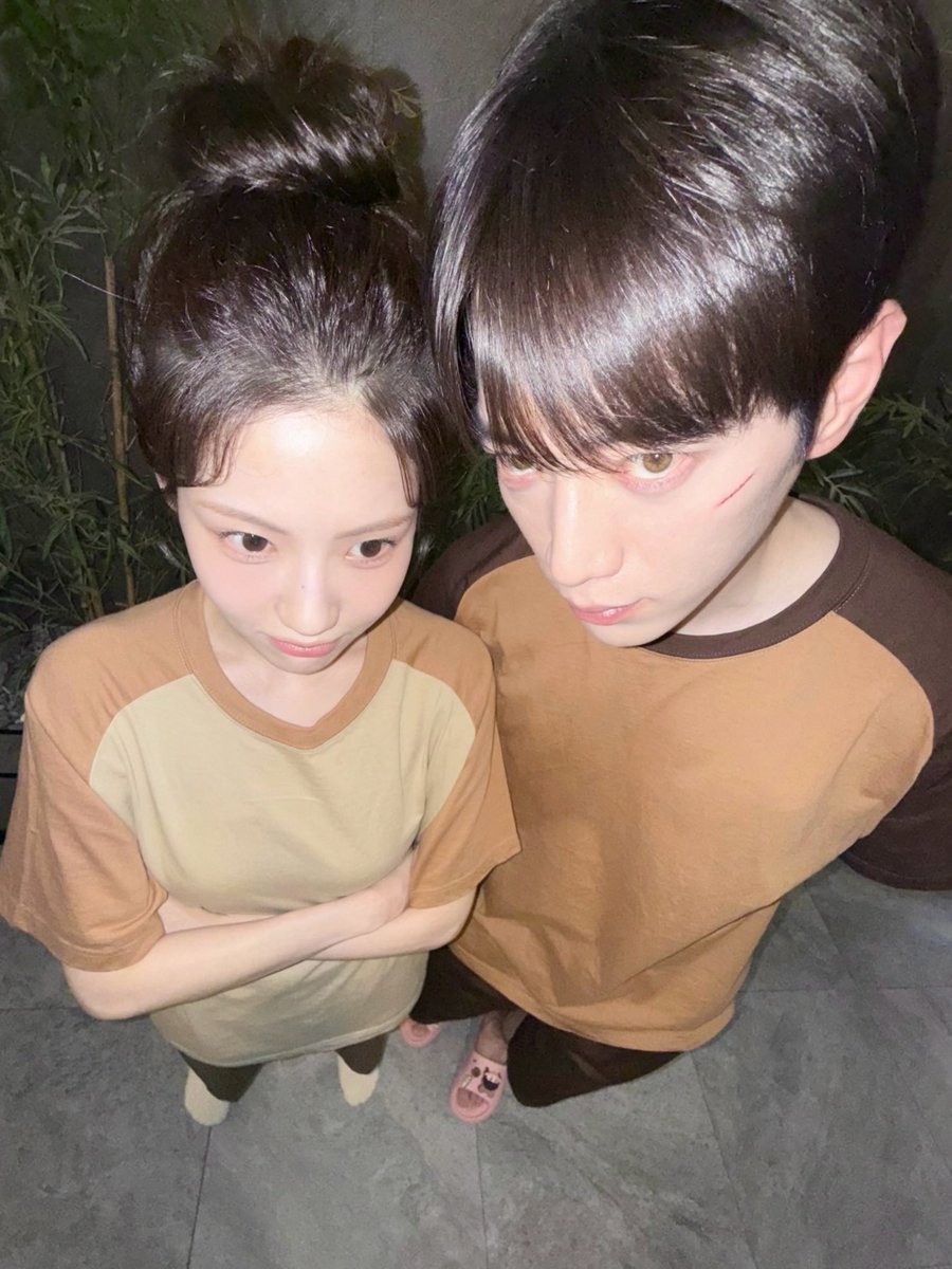 bblyumyummy's tweet photo. 남궁수아짱귀여워
깡 슬리퍼가 핑크네
기여워죽겟슴😗 https://t.co/G0YRsbDa5P
