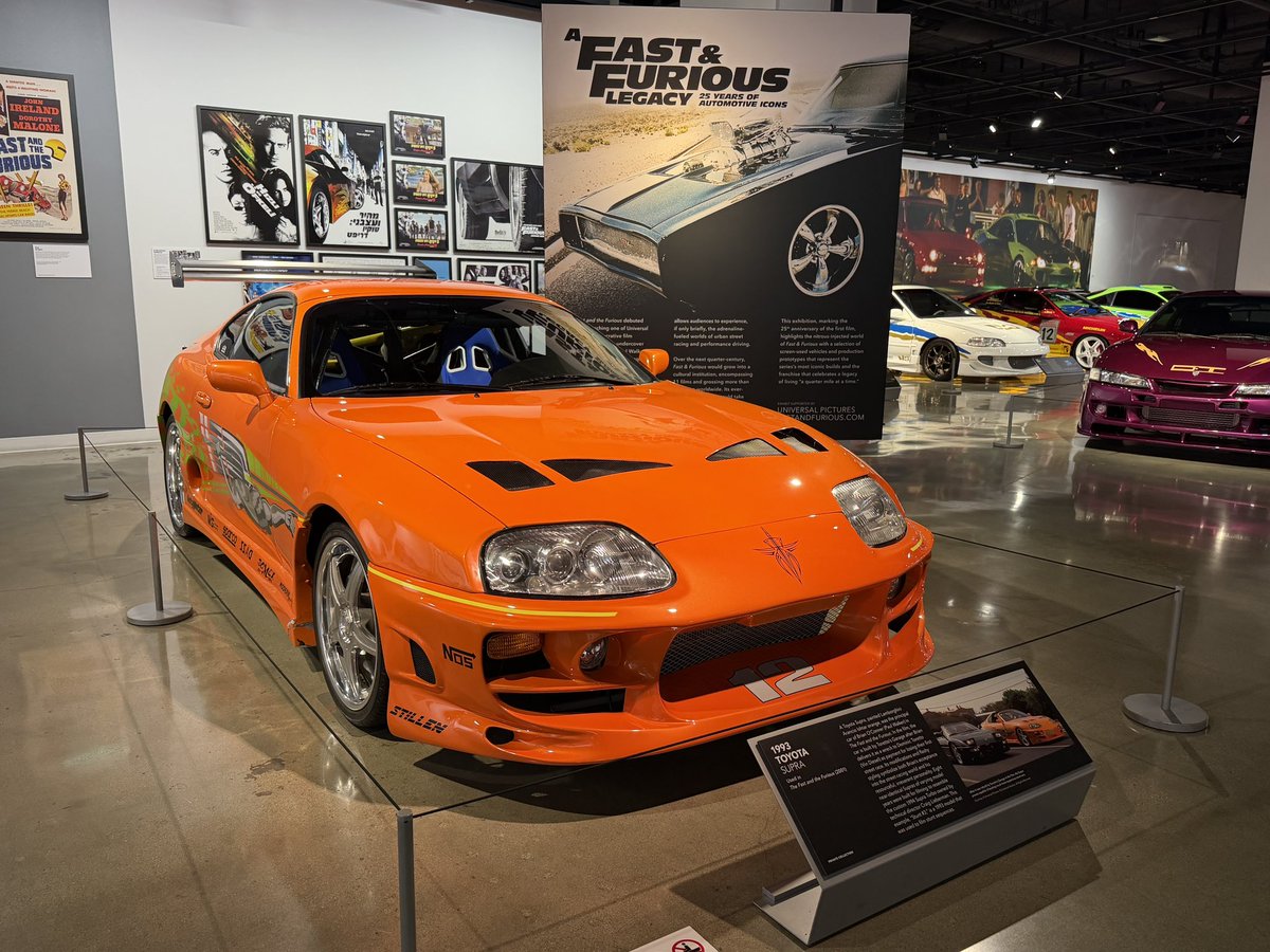 bnr34_yusuke's tweet photo. 先日アメリカに行った時に買ったものも載せておく🚗 https://t.co/GyMmaiStbe