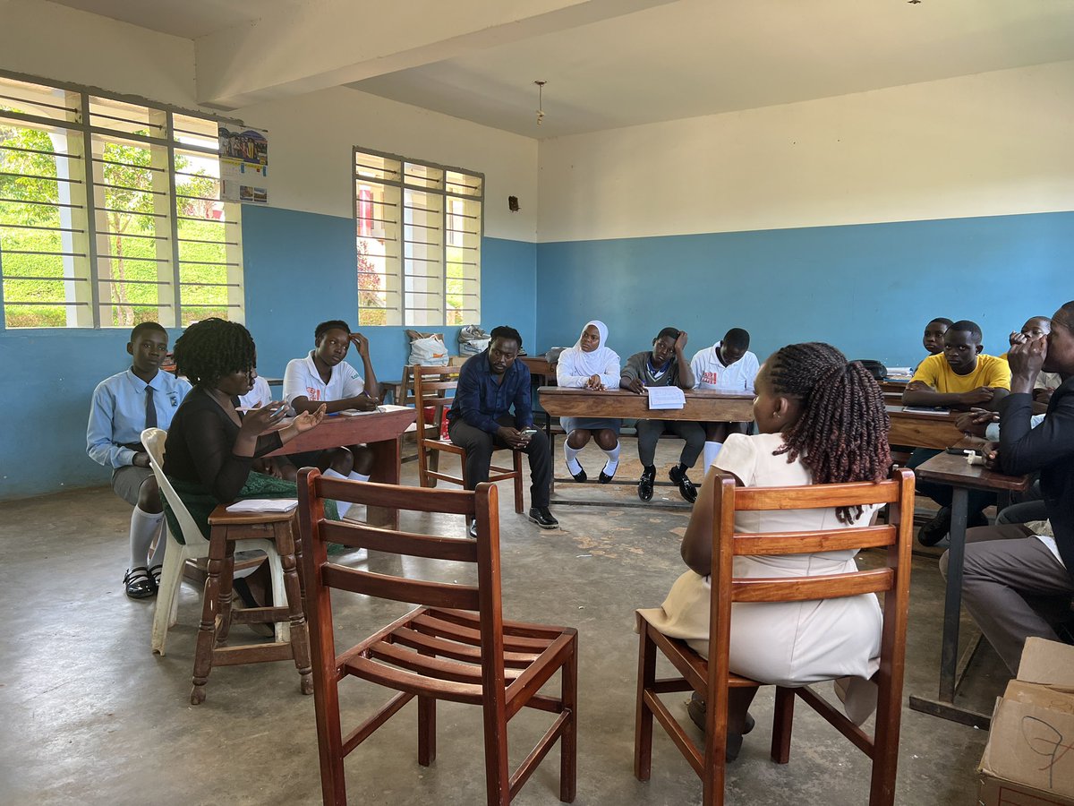 totyaplatform's tweet photo. HAPPENING NOW at Kyasanku Hill College!
We’re engaging Safe Club members on their action plan and giving them a chance to take the lead in implementing the SAFE Club. 💪🏽
#SafeClub #YouthAction #KyasankuHillCollege #today #viral #TotyaPlatform #KeepSchoolsSafe https://t.co/SKLQV5WJ7I
