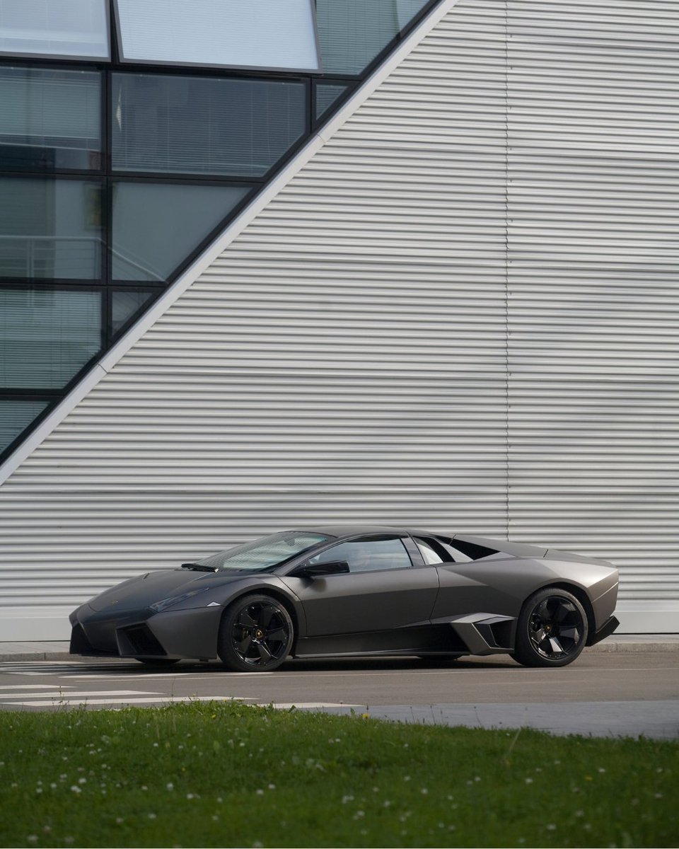Lamborghini's tweet photo. Produced in only 20 examples and unveiled in 2007 as the first Lamborghini Few-Off, Reventón introduced a radical, aeronautical-inspired design language that would influence the models that followed.

#Lamborghini #Reventón https://t.co/ZDeffhXB9K