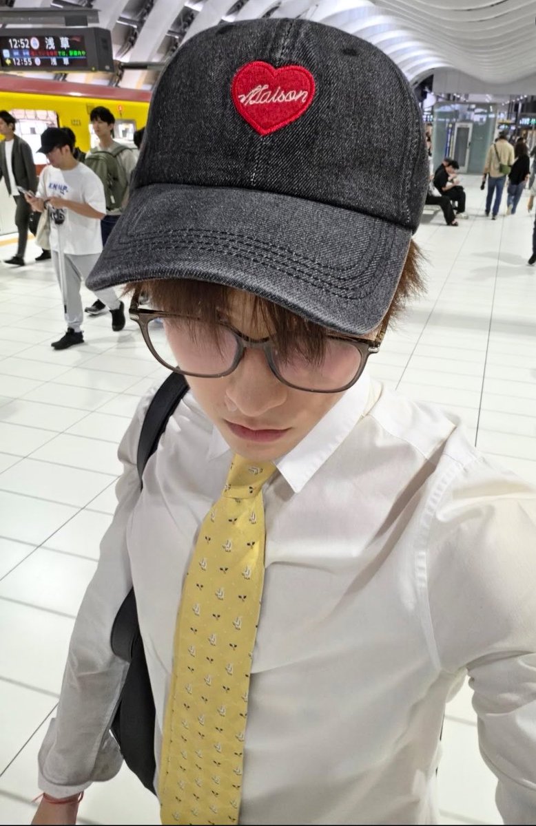 kittychue's tweet photo. Tokyo boyfriend 💛🇯🇵

#skywongravee https://t.co/G4qzw1nOAs