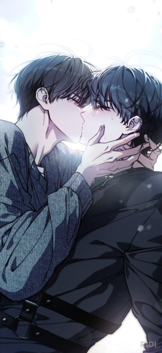 240cej's tweet photo. I’M SO GLAD TO BE ALIVE RIGHT NOW HAPPY 240J KISS DAY!!!!!!! https://t.co/9KhBN8S1WW