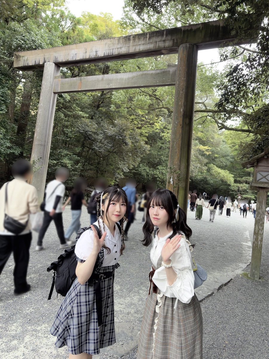 MINA_Ikmdct's tweet photo. #ざわざわ旅 ありがとうございました🚌
一瞬で時が過ぎてしまった、、、::( ◜ᴗ◝ )::
今回も楽しかったね〜〜〜！！！
またみんなと行ける日を楽しみにしているよ🤝🏻 https://t.co/29LFK2FQdd